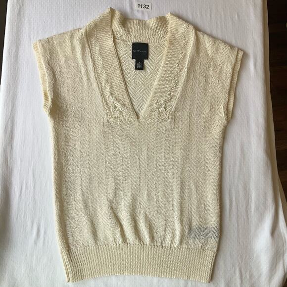 City Unltd. Knit to Shape Women’s Elegant Sleeveless V-neck Vest size S, Ivory - Picture 1 of 8